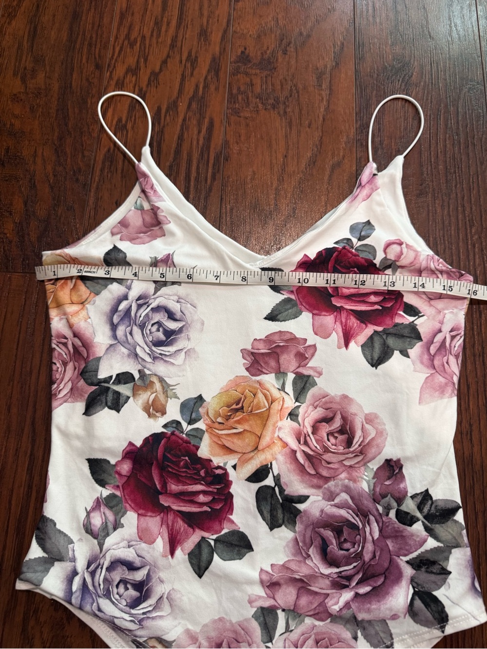 {Gaze} Floral V-Neck bodysuit in White with Pink & Rose Blooms - Picture 5 of 10